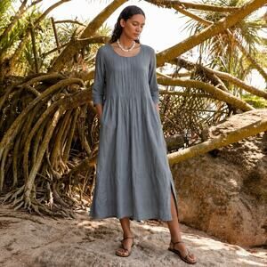 knee length dresses for ladies Wearable Poetry 17
